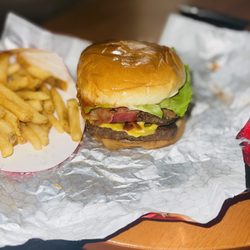 #7 Big Bacon Cheddar Cheeseburger Double