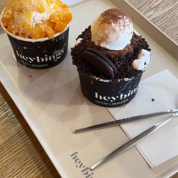 Heybings - Choco Oreo Crunch Bingsoo & Mango Paradise Bingsoo - Desserts Near Me - Costa Mesa, California Heybings - Choco Oreo Crunch Bingsoo & Mango Paradise Bingsoo - Desserts Near Me - Costa Mesa, California