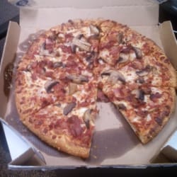 Domino's Pizza - Mushroom and bacon hand tossed
