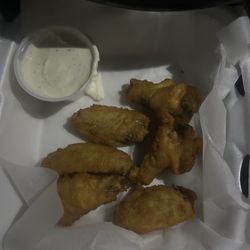 Mars Pizza - Wing dings