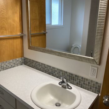 Creative Cleaning Connections - Bathroom clean. - Office Cleaning Near Me Creative Cleaning Connections - Bathroom clean. - Office Cleaning Near Me