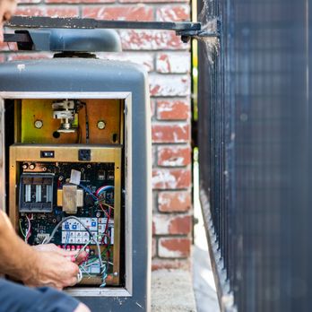 Doorkeeper - Programming a remote to a gate operator. - Garage Door Services Near Me - Escondido, California