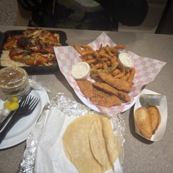 Dino's Famous Chicken - Dino's Chicken Rice, Beans & Fries Zucchini Fries 3 pc. Dino's Crispy Chicken Tenders & Fries 3 pc. Dino's Famous Chicken Empanadas - Burgers Near Me - Pico Rivera, California