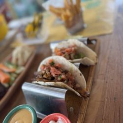 Tiki Fish n Burgers