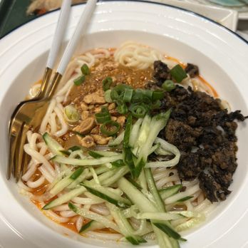 Supreme Dumplings - 擔擔麵還可以 - Shanghainese Near Me - Bellevue, Washington