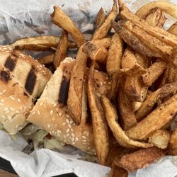 P.T.'s Olde Fashioned Grille