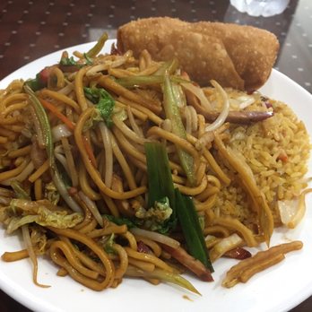 Fortune Cafe - Roast Pork LoMein lunch special With a Shrimp Egg Roll - Chinese Near Me - Wyomissing, Pennsylvania