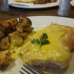 Back Home Bistro - Savory breakfast crepe & Mechanic's Omelet