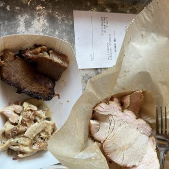 City Barbeque - Samples on the left, main attraction on the right, before sauces. Also a side of green beans - Caterers Near Me - Kettering, Ohio
