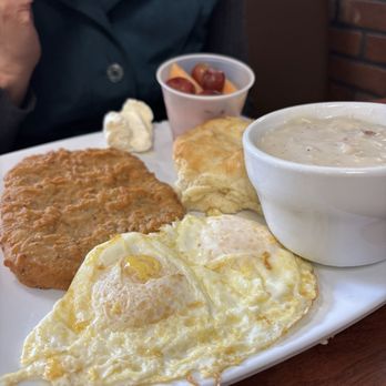 Sarom's Southern Kitchen - Country Fried Steak breakfast combo. (Gravy on the side since wife is diabetic) - Southern Near Me - Elk Grove, California Sarom's Southern Kitchen - Country Fried Steak breakfast combo. (Gravy on the side since wife is diabetic) - Southern Near Me - Elk Grove, California