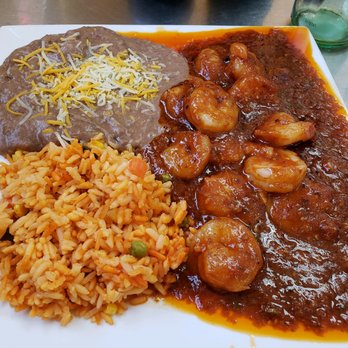 Castaic Truck Stop - Camarones a la Diabla. - Gas Stations Near Me - Castaic, California