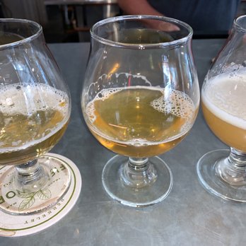 Fieldwork Brewing - Tasing - Breweries Near Me - Napa, California Fieldwork Brewing - Tasing - Breweries Near Me - Napa, California