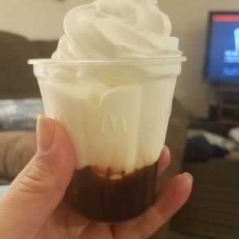 McDonald's - I'm sure the idiot who made this sundae wants $15 an hour. Hot fudge on the bottom? Asshole. - Fast Food Near Me - Salem, Oregon McDonald's - I'm sure the idiot who made this sundae wants $15 an hour. Hot fudge on the bottom? Asshole. - Fast Food Near Me - Salem, Oregon
