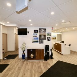 Maples Dental Centre - Reception area