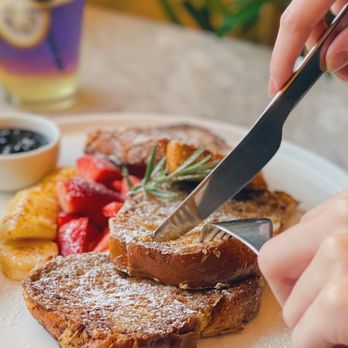 C Market Coffee - Strawberry Shortcake French Toast - Coffee Roasteries Near Me - Coquitlam, British Columbia C Market Coffee - Strawberry Shortcake French Toast - Coffee Roasteries Near Me - Coquitlam, British Columbia