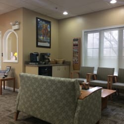 Robert Huvar, DDS - Lobby of office. Water and coffee available while waiting.