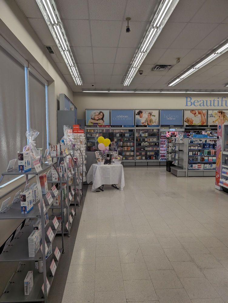SHOPPERS DRUG MART Updated September 2024 20 Photos 9275 Bayview