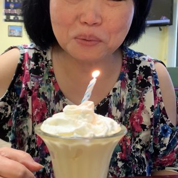 Flo's Coffee Shop - Diners Near Me - El Monte, California Flo's Coffee Shop - Diners Near Me - El Monte, California