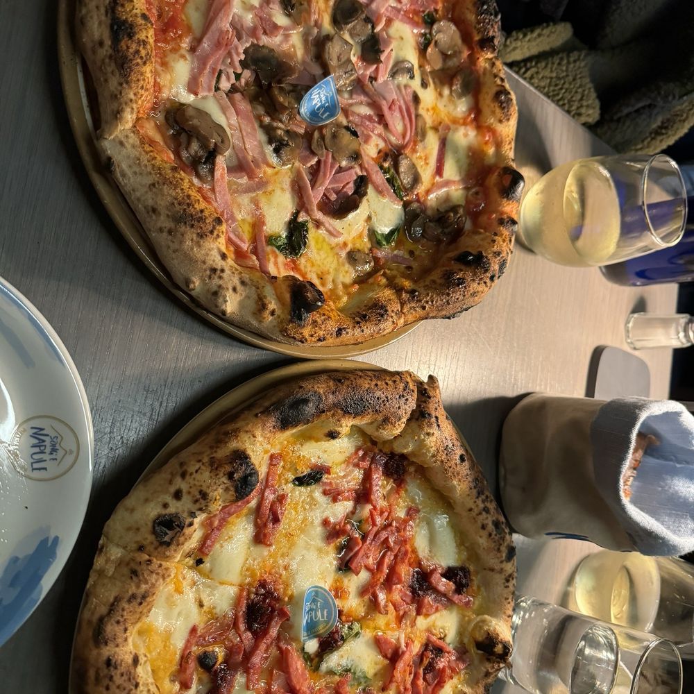Song E Napule - Rutherford - Pizza Near Me - Rutherford, New Jersey Song E Napule - Rutherford - Pizza Near Me - Rutherford, New Jersey