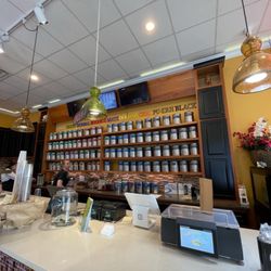 Tupelo Tea - Bar Area