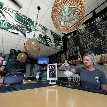 Sip Tiki Bar - Bars Near Me - Wilmington, North Carolina