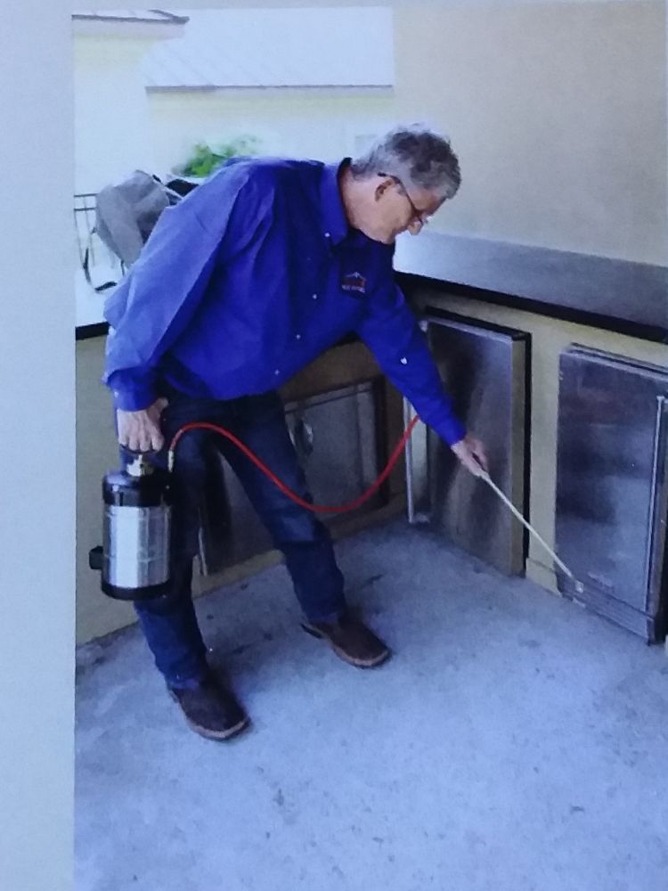 LONE STAR BUG & PEST CONTROL Updated September 2024 10 Photos & 18