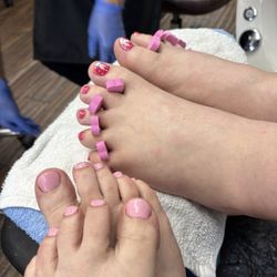 Jolie Nails - Finished designs.