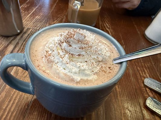 Lynn & Lu's Escapade Cafe by null