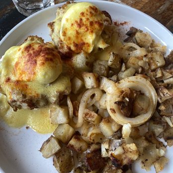Barn 34 - Eggs Benedict over a crab cake!  Very good. Couldn't finish!  Recommend sharing. - Bars Near Me - Ocean City, Maryland