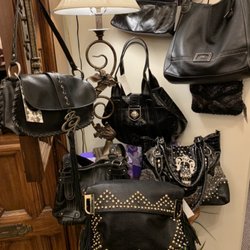 Scarlett's Curated Collection - Unique handbags!