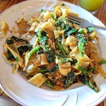 Thai Fresh - Pad see ew - Thai Near Me - Austin, Texas