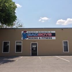 Grady Brewer's Bad Boys Boxing & Fitness - Just noticed this gym downtown - looks nice from the outside.
