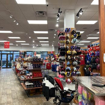 U.S Gift Factory - Lots of Disney items for amazing prices! - Gift Shops Near Me - Kissimmee, Florida U.S Gift Factory - Lots of Disney items for amazing prices! - Gift Shops Near Me - Kissimmee, Florida