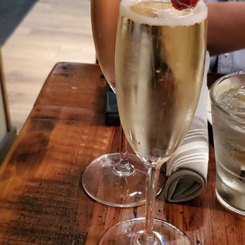 Locanda Wine Bar - Saturday, July 15th, 2023 - GL Mionetto Prosecco ($13), GL Cava Villarnu ($14) - Italian Near Me - Livermore, California Locanda Wine Bar - Saturday, July 15th, 2023 - GL Mionetto Prosecco ($13), GL Cava Villarnu ($14) - Italian Near Me - Livermore, California