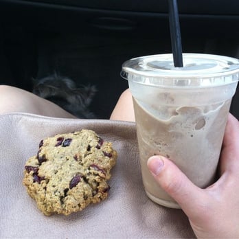 Mudhouse Coffee - Perfectly decadent vegan breakfast: vegan cookie + soy mudpuddle - Coffee & Tea Near Me - Springfield, Missouri