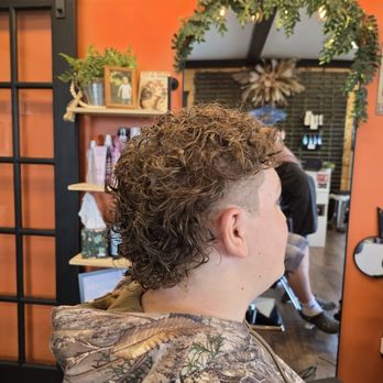 Bourbon's Hair Studio - Hair Salons Near Me - Rose City, Michigan Bourbon's Hair Studio - Hair Salons Near Me - Rose City, Michigan