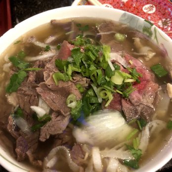 Pho Kim Long - Pho with tripe, ox tail (?), filet mignon, brisket - Vietnamese Near Me - San Jose, California Pho Kim Long - Pho with tripe, ox tail (?), filet mignon, brisket - Vietnamese Near Me - San Jose, California