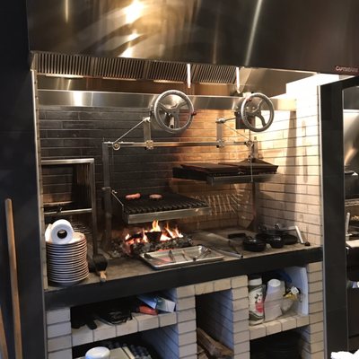 Red Hog Restaurant & Butcher Shop by null