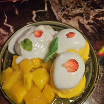 Soothr - Mango Sundae - Thai Near Me - New York, New York Soothr - Mango Sundae - Thai Near Me - New York, New York