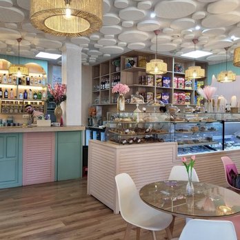 candy’s cafe - Coffee Roasteries Near Me - Rota, California