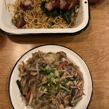28 Tigers - two plates of food on a table - Chinese Near Me - Portland, Oregon