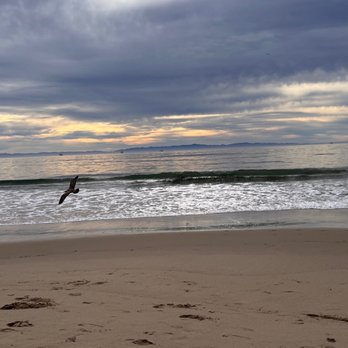 Carpinteria State Beach - Beautiful sky in early afternoon - Beaches Near Me - Carpinteria, California