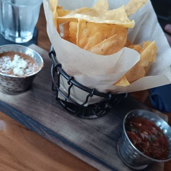 Sol Agave - Free chips and salsa - New Mexican Cuisine Near Me - Santa Monica, California Sol Agave - Free chips and salsa - New Mexican Cuisine Near Me - Santa Monica, California
