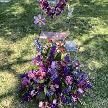 Saddleback Flower Shop - Beautiful arrangements for my mother! The best, thank you! - Florists Near Me - Tustin, California Saddleback Flower Shop - Beautiful arrangements for my mother! The best, thank you! - Florists Near Me - Tustin, California