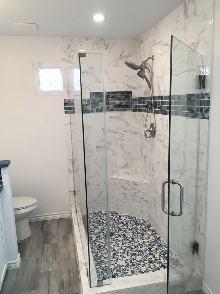 Slide of Custom Home Exteriors and Remodeling