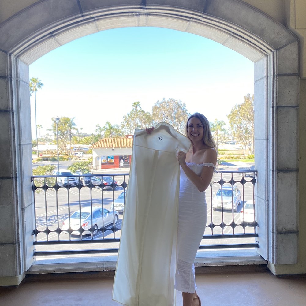 Tara Tailor Shop - Sewing & Alterations Near Me - Carlsbad, California Tara Tailor Shop - Sewing & Alterations Near Me - Carlsbad, California