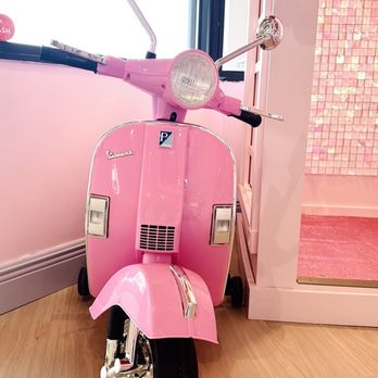 Piink Tea Studio - Cute Vespa. - Coffee & Tea Near Me - Weldon Spring, Missouri