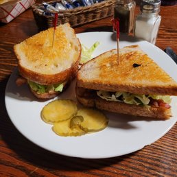 Blt sandwich enough for 2. Blt sandwich enough for 2.