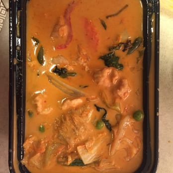 Pad Thai - Panang curry with tofu - Thai Near Me - Charlottesville, Virginia Pad Thai - Panang curry with tofu - Thai Near Me - Charlottesville, Virginia