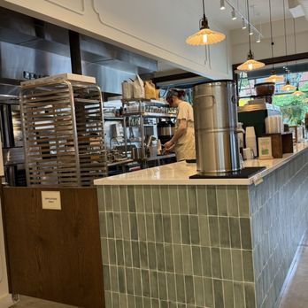 Bánh by Lauren - Bakeries Near Me - New York, New York